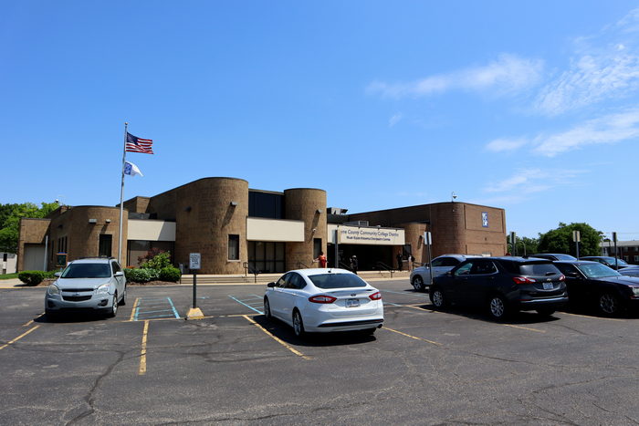Beacon East Cinemas - June 11 2022 Photo (newer photo)
